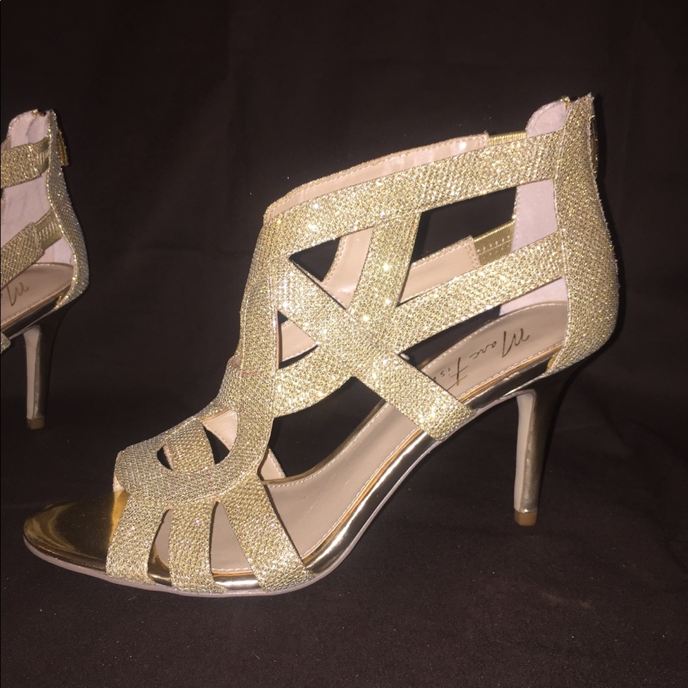 Marc Fisher Gorgeous Gold Heels- Sz. 9